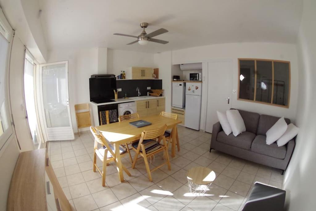 Appartement Avec Exterieur Pres Des Plages Σαιν-Ζαν-ντε-Μον Εξωτερικό φωτογραφία